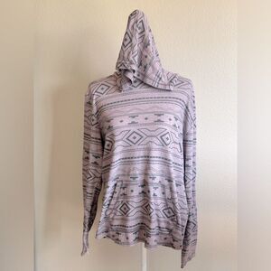 On the byas men’s hooded pullover size L